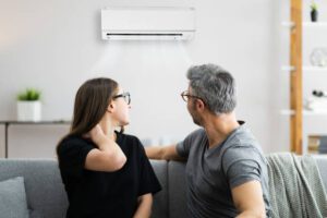 https://www.istockphoto.com/photo/air-conditioner-couple-sneezing-gm1301956656-393844805?utm_source=pexels&utm_medium=affiliate&utm_campaign=sponsored_photo&utm_content=srp_inline_media&utm_term=aircon%20problems